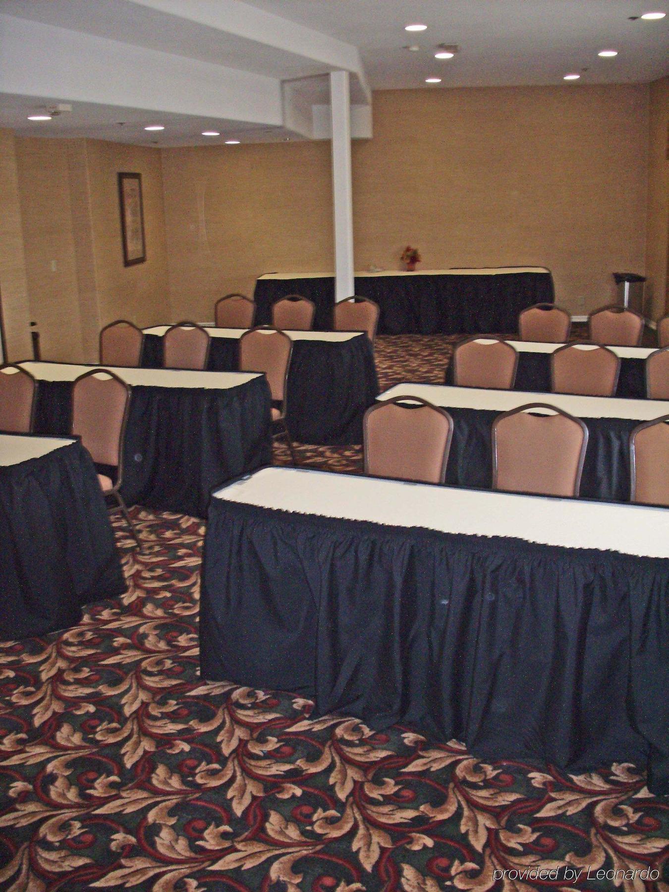 Fairfield Inn & Suites By Marriott Camarillo Facilities photo